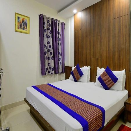 Hotel International Neelam Near New Delhi Railway Station Új-Delhi Kültér fotó