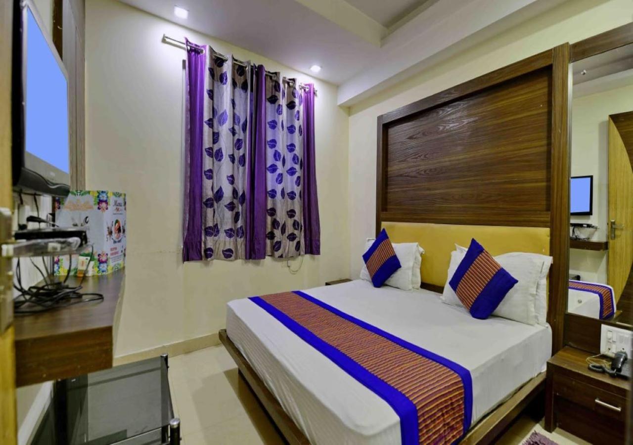 Hotel International Neelam Near New Delhi Railway Station Új-Delhi Kültér fotó
