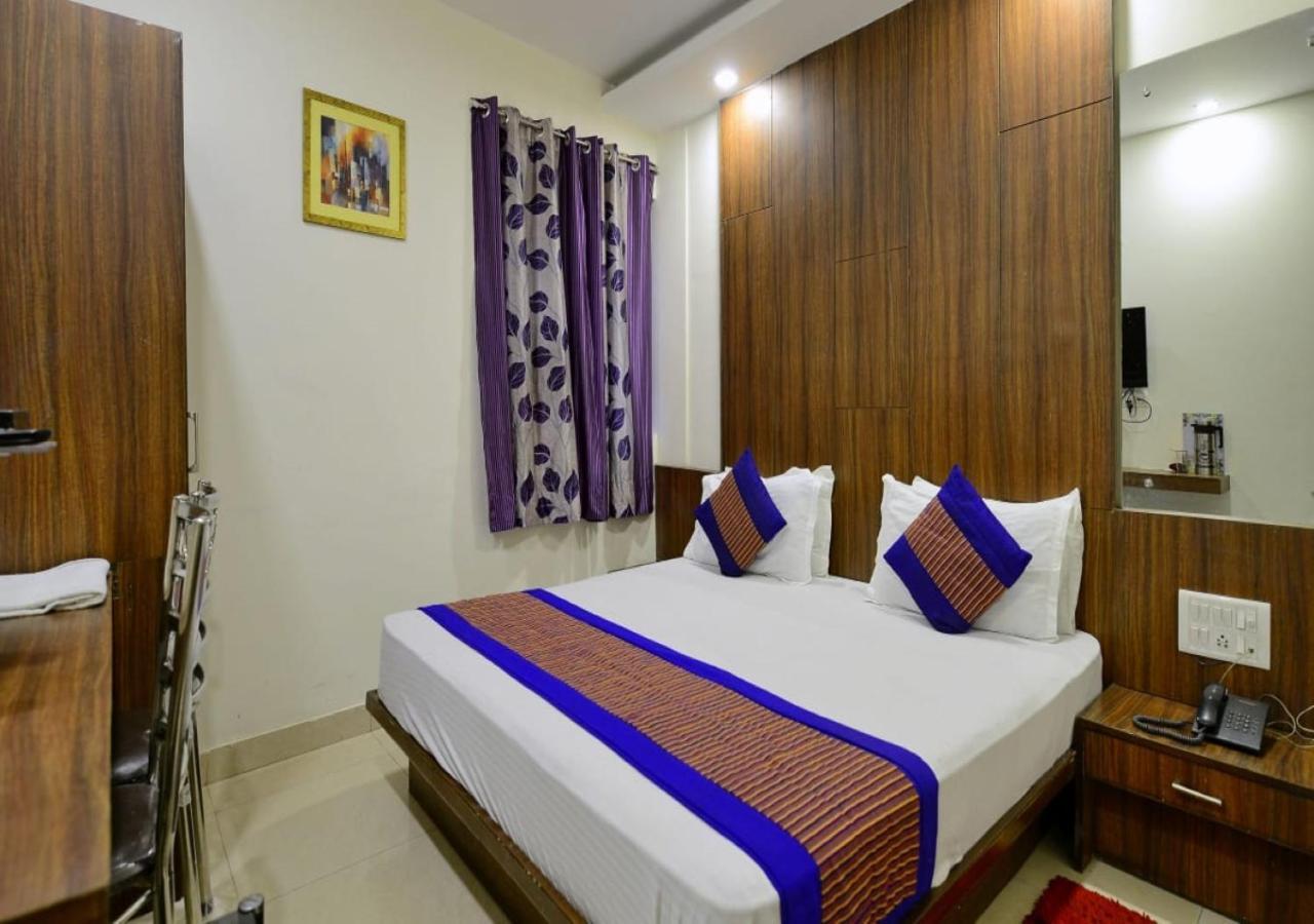 Hotel International Neelam Near New Delhi Railway Station Új-Delhi Kültér fotó
