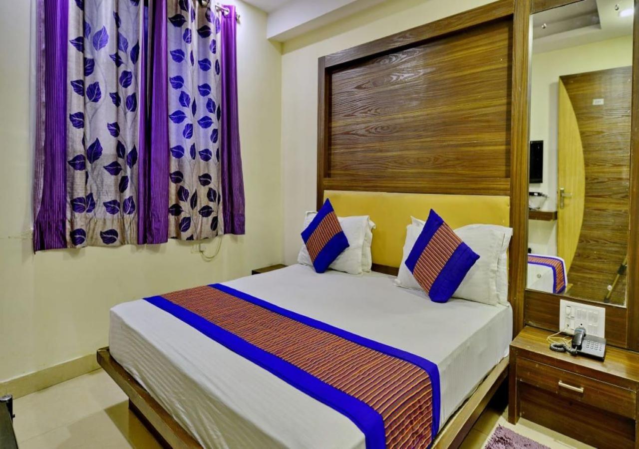 Hotel International Neelam Near New Delhi Railway Station Új-Delhi Kültér fotó