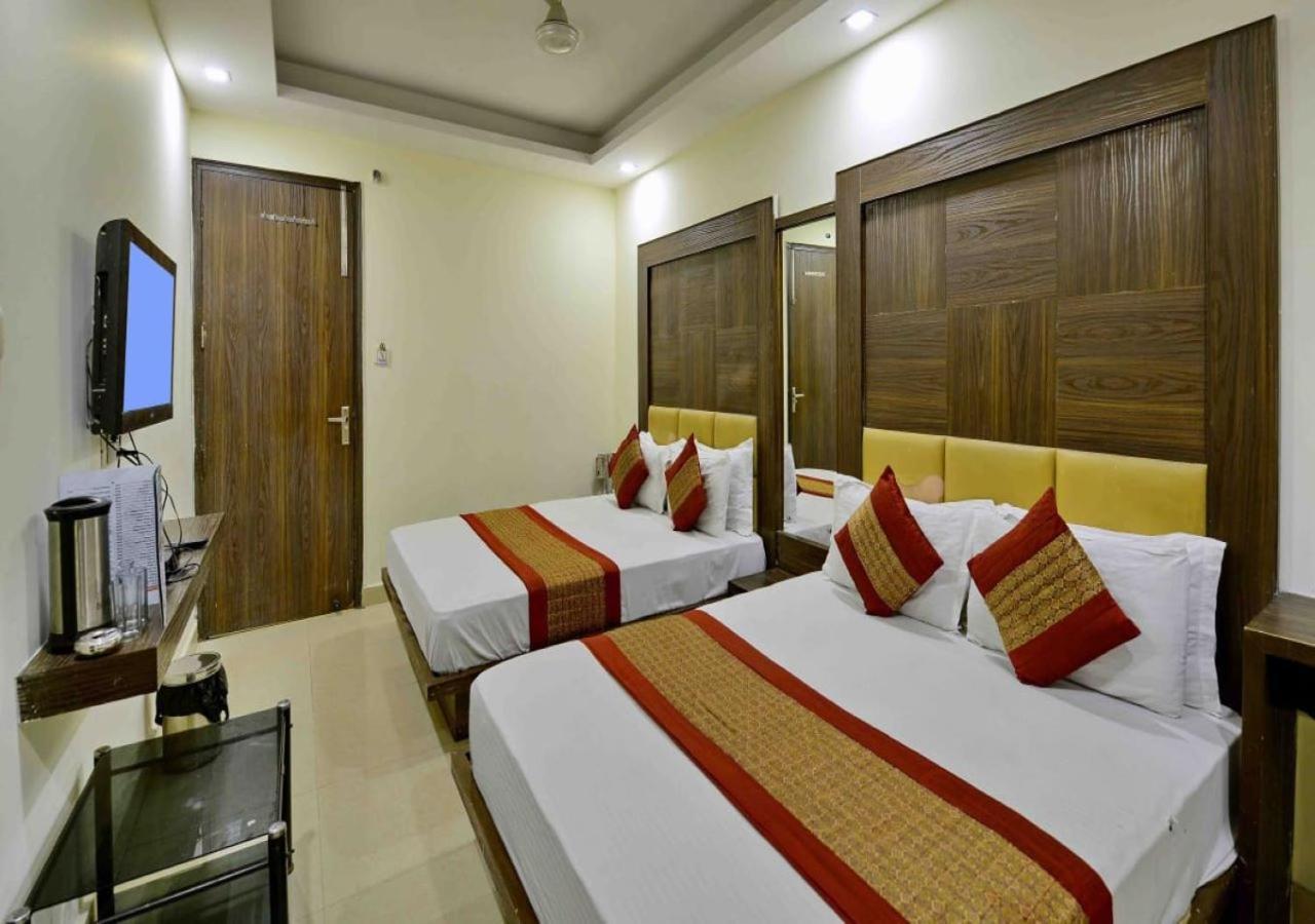 Hotel International Neelam Near New Delhi Railway Station Új-Delhi Kültér fotó